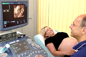 Ultraschall mit 3D Bild beim Frauenarzt Dr Rotmann in Rodgau